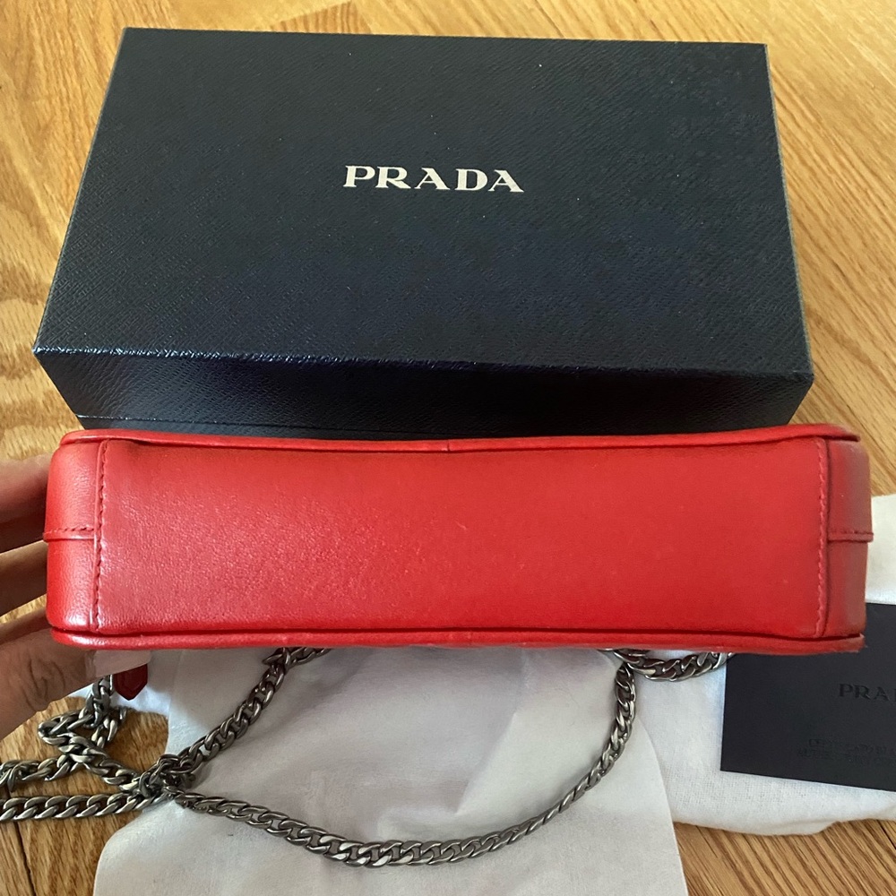 Prada Red Chevron Leather Chain Bag - Picture 12 of 13